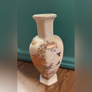 Elegant Floral Ceramic Vase